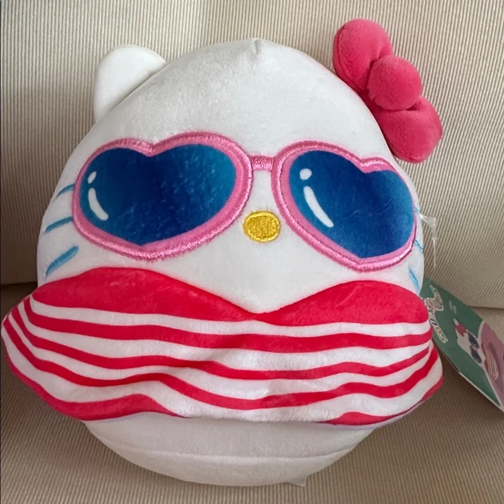 Hello Kitty Tote with Squishmallow and blanket